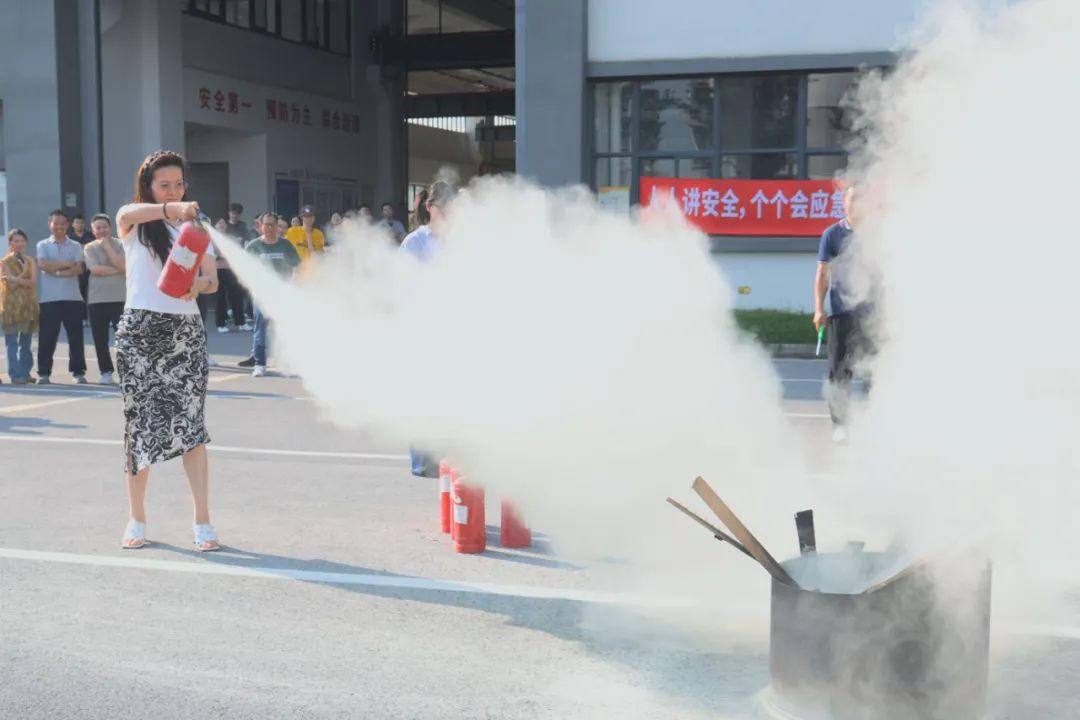 江苏PA直营开展2025年度消防安全演练